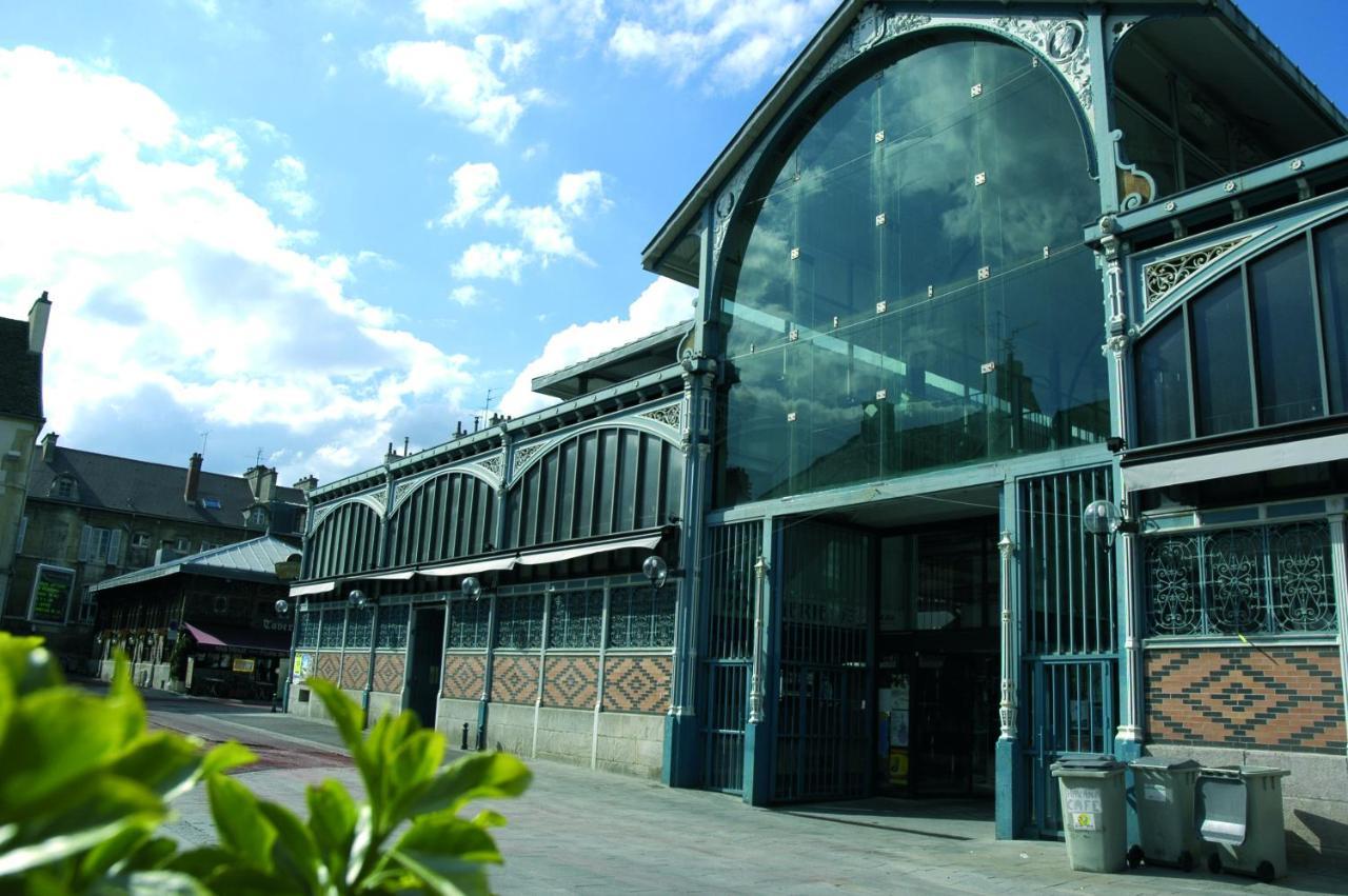 Montchapet Centre Apartahotel